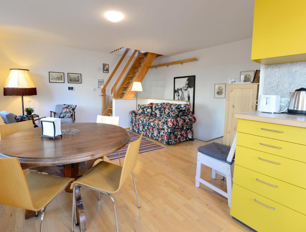 House With Courtyard & Parking Close To Stadtpark 비엔나 외부 사진