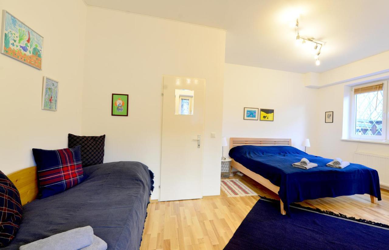 House With Courtyard & Parking Close To Stadtpark 비엔나 외부 사진