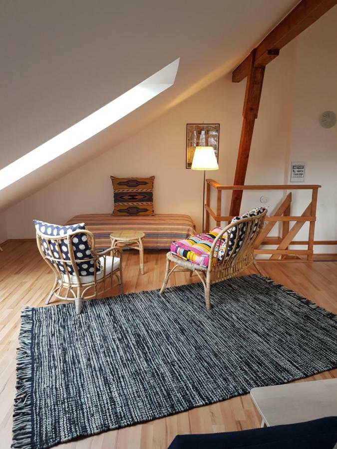 House With Courtyard & Parking Close To Stadtpark 비엔나 외부 사진